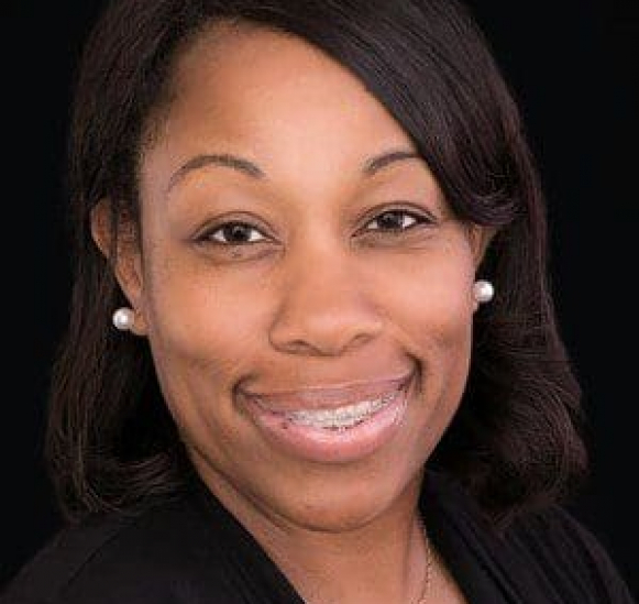 2.-Photo-2022-2023-Bridging-Fellow-Shareefah-Mason