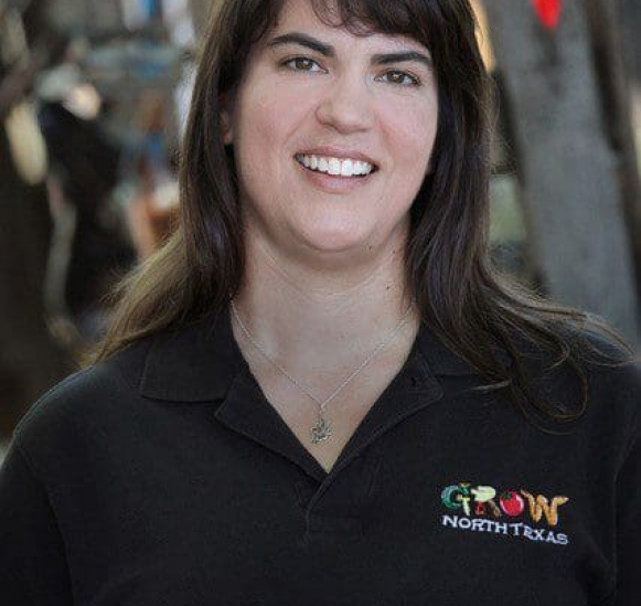 2.-Photo-2022-2023-Bridging-Fellow-Susie-Marshall