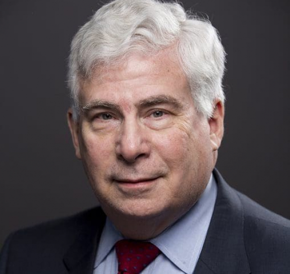 LeslieLenkowskyPhoto-e1637357049263